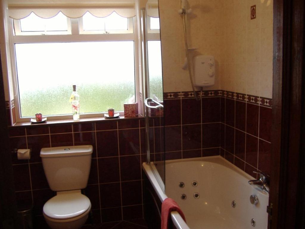 Riverwalk House B&B 乌克特拉德 客房 照片